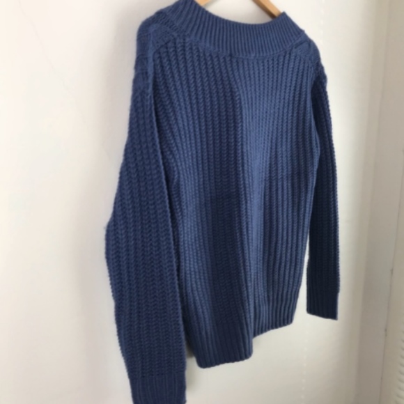 NWT Philosophy Blue Knit V-Neck Sweater XS - Picture 3 of 6